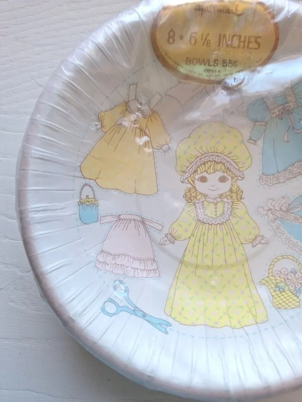 Hallmark Paper Doll 8 Party Bowls Vintage 6 1/8